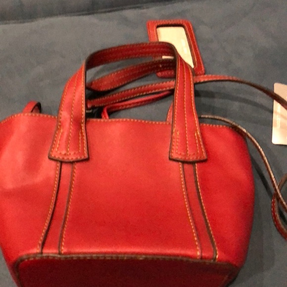 NWOT Beautiful Red Nine West Mini Bag - Picture 6 of 7